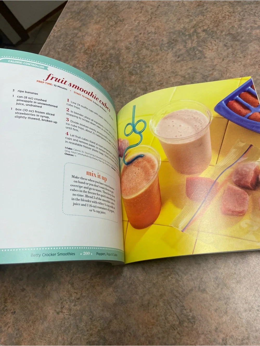 Smoothie Cookbook lot